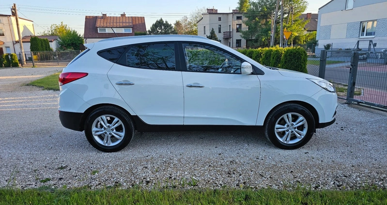 Hyundai ix35 cena 45800 przebieg: 168000, rok produkcji 2013 z Przasnysz małe 631